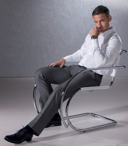 Top 10 Tips to Master the Office Dress Code for Men in 2018
